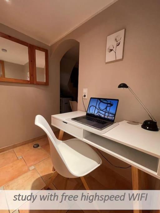 Souterrain-Apartment Mit Privater Sauna Duisburg Buitenkant foto
