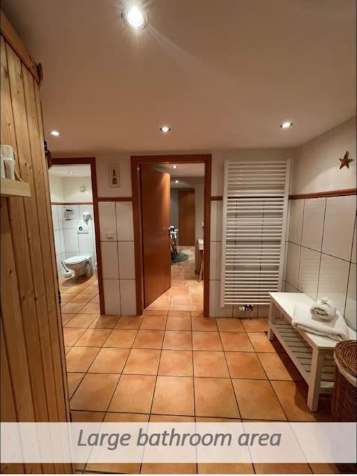 Souterrain-Apartment Mit Privater Sauna Duisburg Buitenkant foto