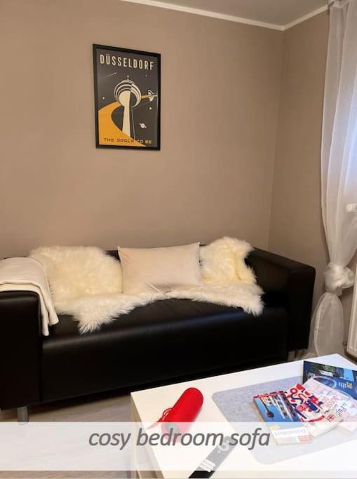 Souterrain-Apartment Mit Privater Sauna Duisburg Buitenkant foto